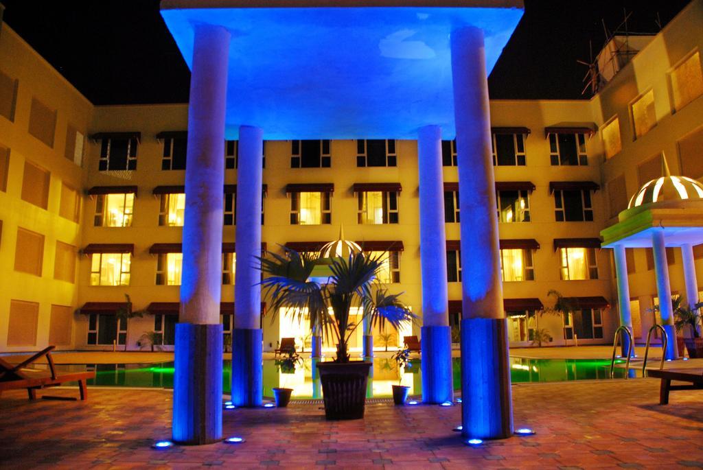 Cambay Grand Kukas Ξενοδοχείο Τζαϊπούρ Εξωτερικό φωτογραφία