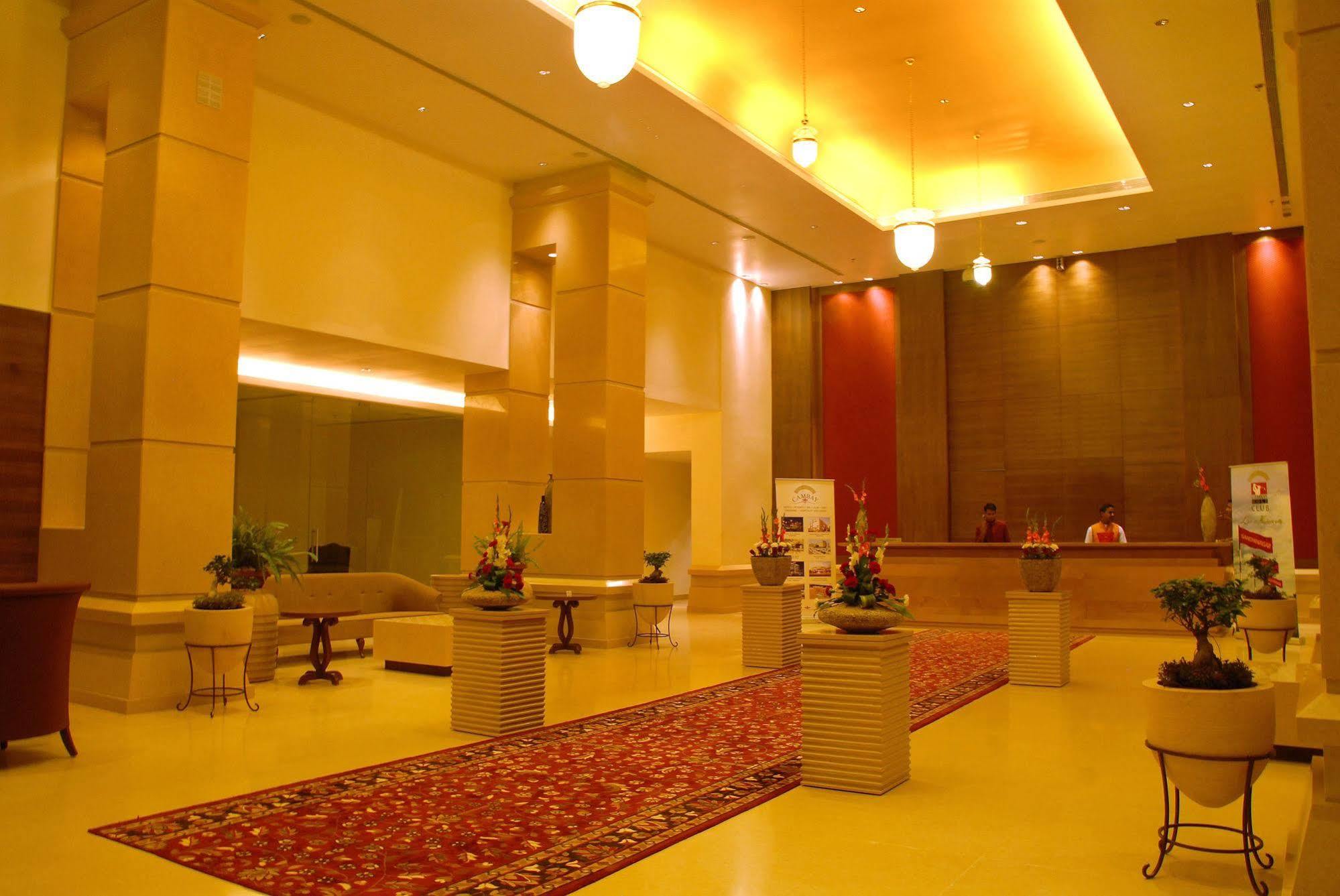 Cambay Grand Kukas Ξενοδοχείο Τζαϊπούρ Εξωτερικό φωτογραφία